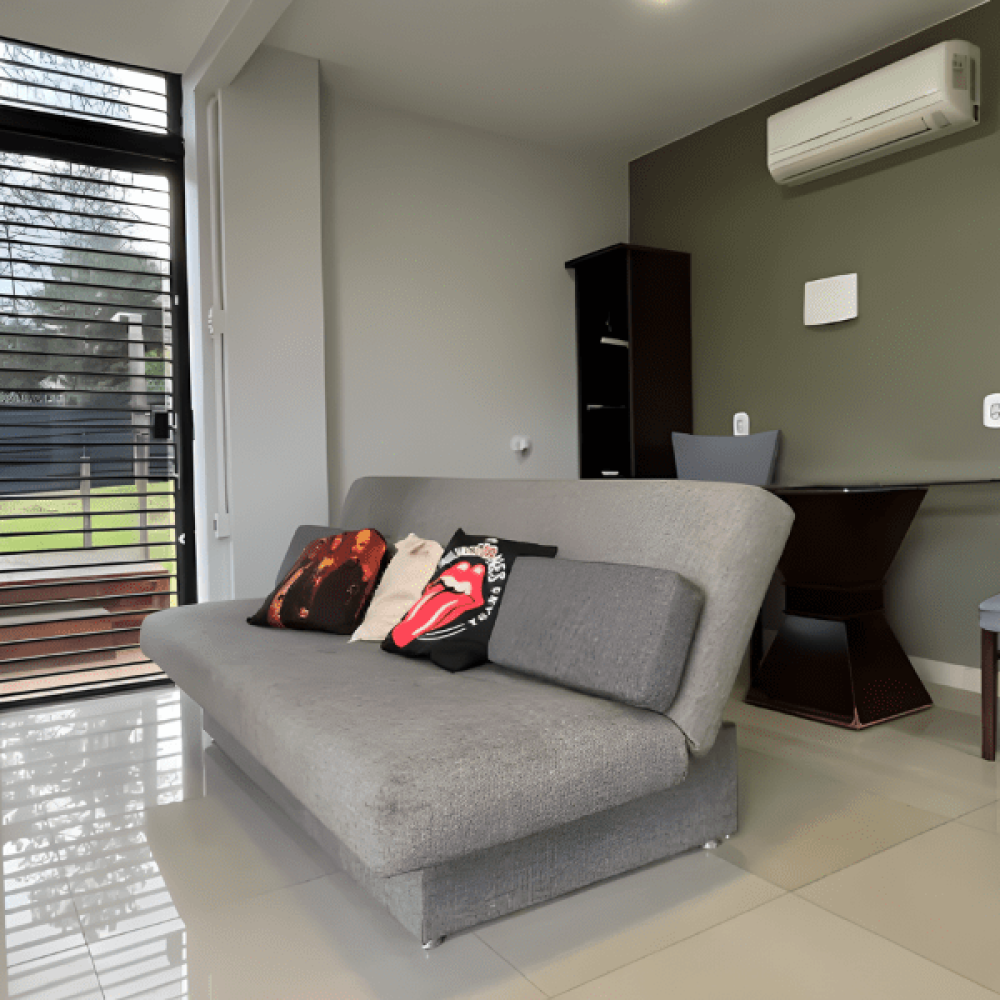 small-ville-casa-container-rolling-stones-18