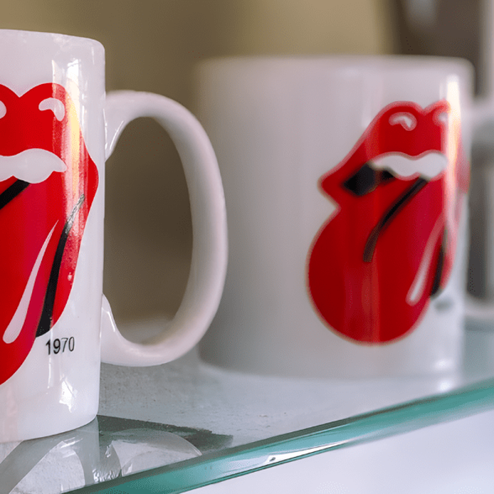 small-ville-casa-container-rolling-stones-21