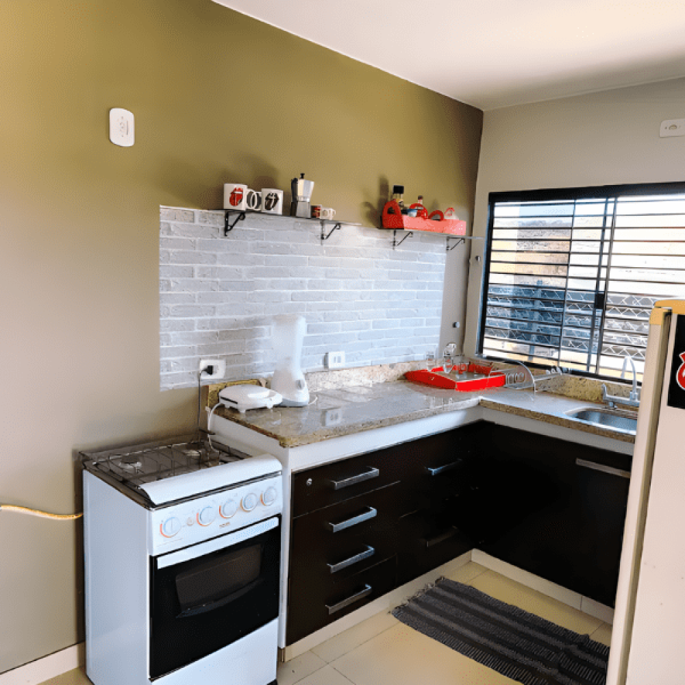 small-ville-casa-container-rolling-stones-24