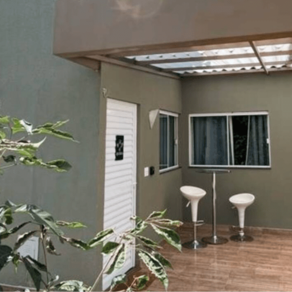 small-ville-chale-queen-02