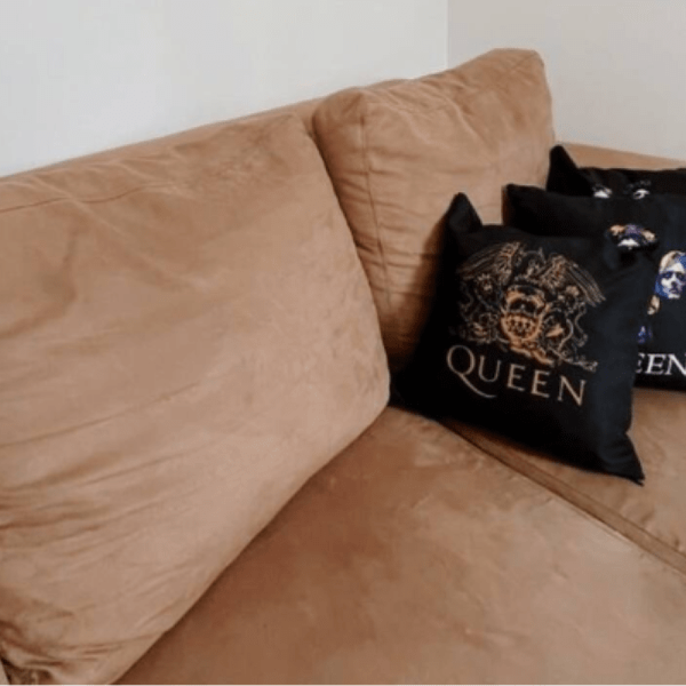 small-ville-chale-queen-07