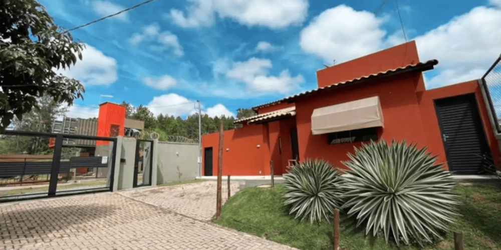small-ville-casa-beatles-02