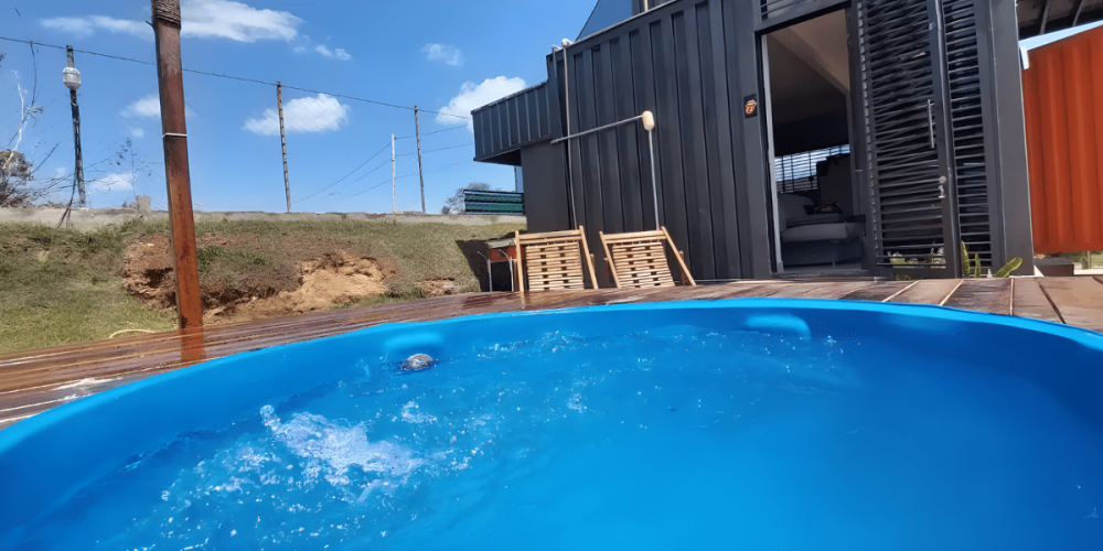 small-ville-casa-container-rolling-stones-02