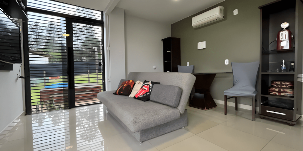 small-ville-casa-container-rolling-stones-18