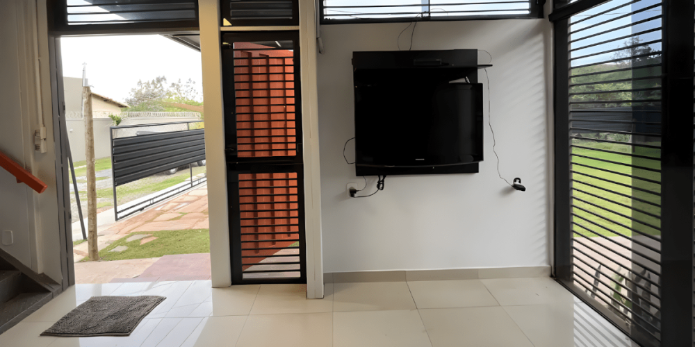small-ville-casa-container-rolling-stones-19