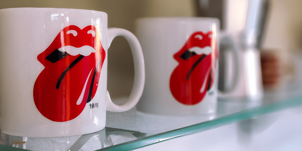 small-ville-casa-container-rolling-stones-21